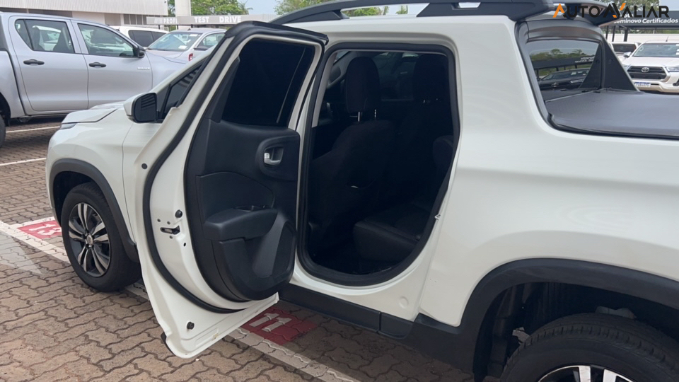 FIAT TORO 1.3 TURBO 270 FLEX FREEDOM AT6