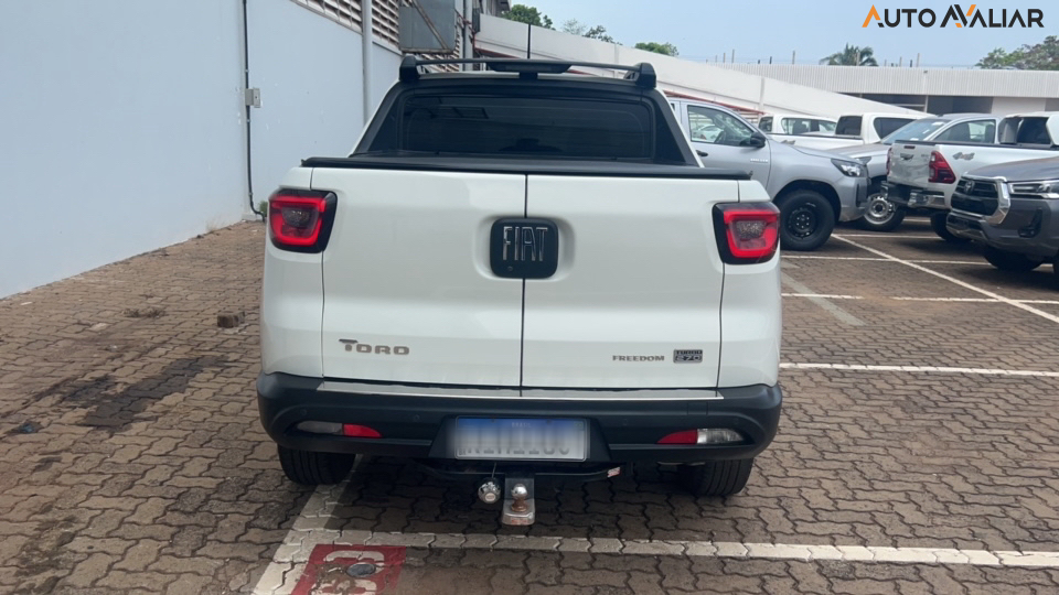 FIAT TORO 1.3 TURBO 270 FLEX FREEDOM AT6