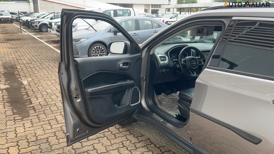 JEEP COMPASS 2.0 16V DIESEL LONGITUDE 4X4 AUTOMATICO