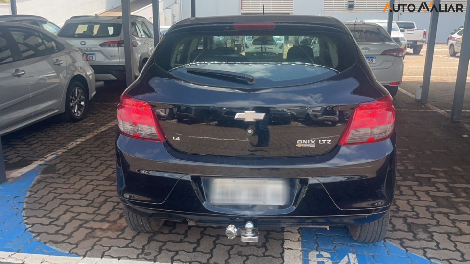 CHEVROLET ONIX 1.4 MPFI LTZ 8V FLEX 4P MANUAL