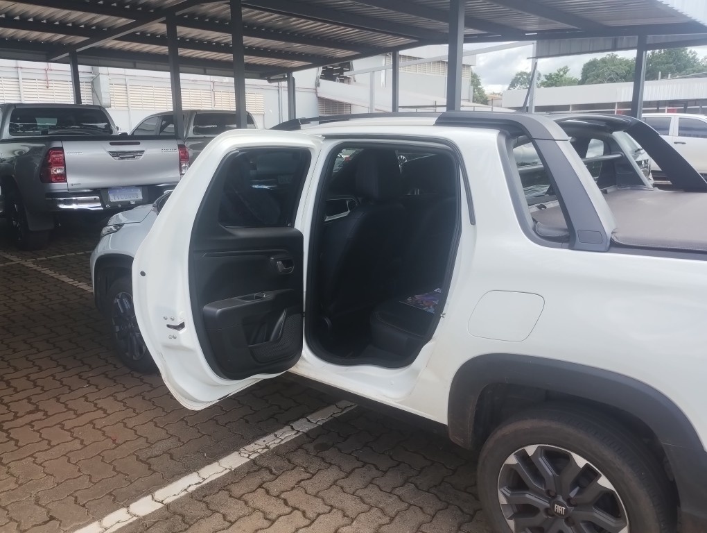 FIAT STRADA 1.0 TURBO 200 FLEX ULTRA CD CVT