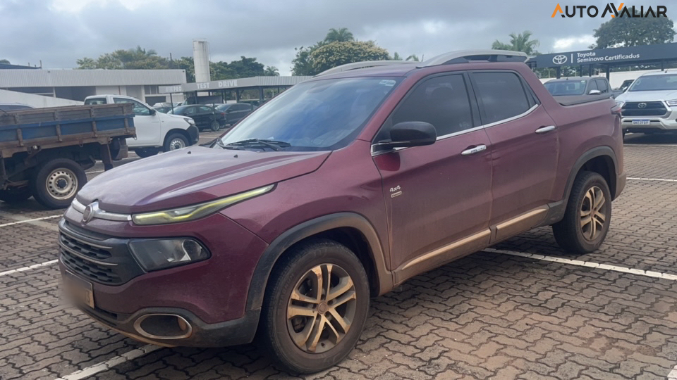 FIAT TORO 2.0 16V TURBO DIESEL VOLCANO 4WD AT9