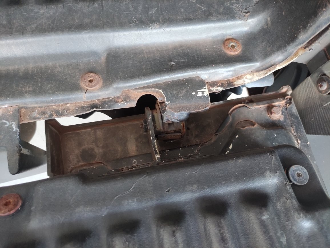 FIAT STRADA 1.8 MPI ADVENTURE CE 8V FLEX 2P MANUAL