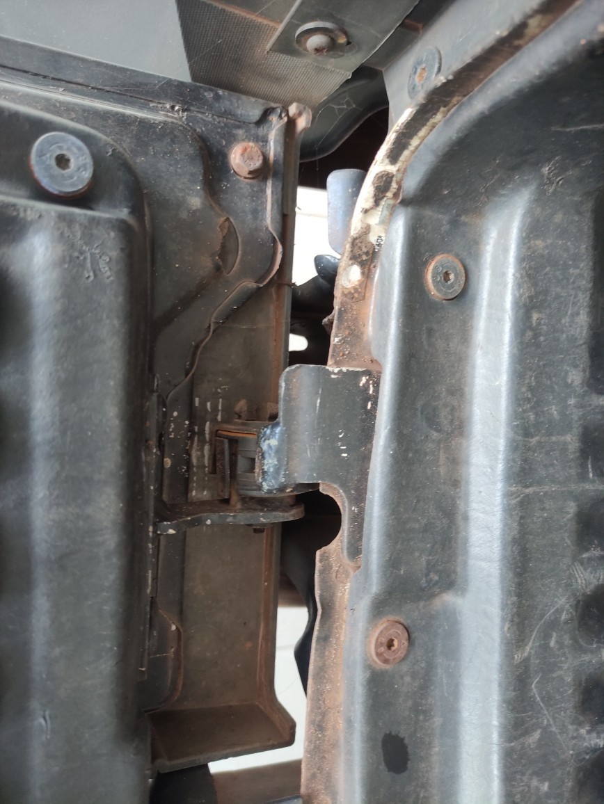 FIAT STRADA 1.8 MPI ADVENTURE CE 8V FLEX 2P MANUAL