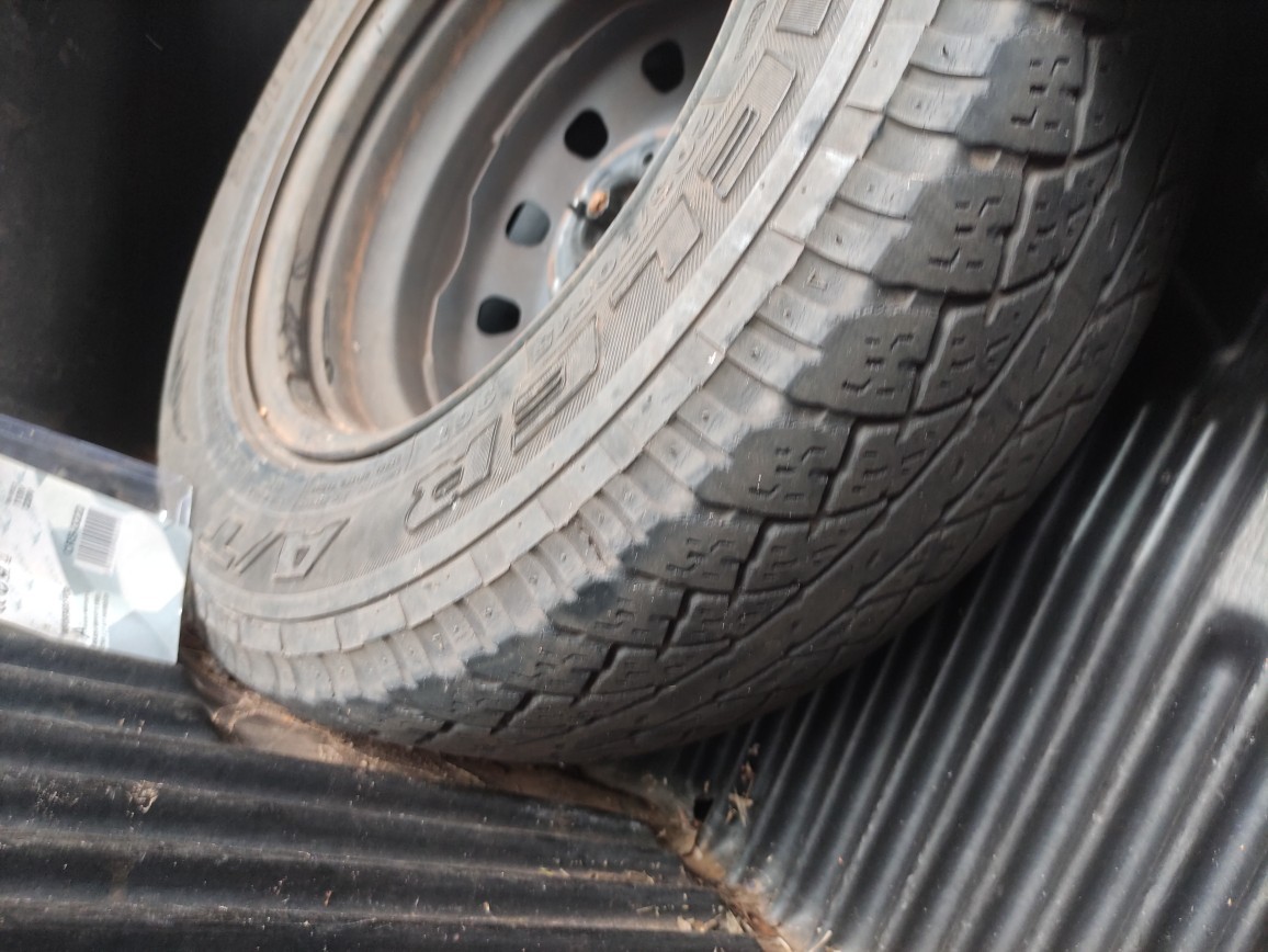 FIAT STRADA 1.8 MPI ADVENTURE CE 8V FLEX 2P MANUAL