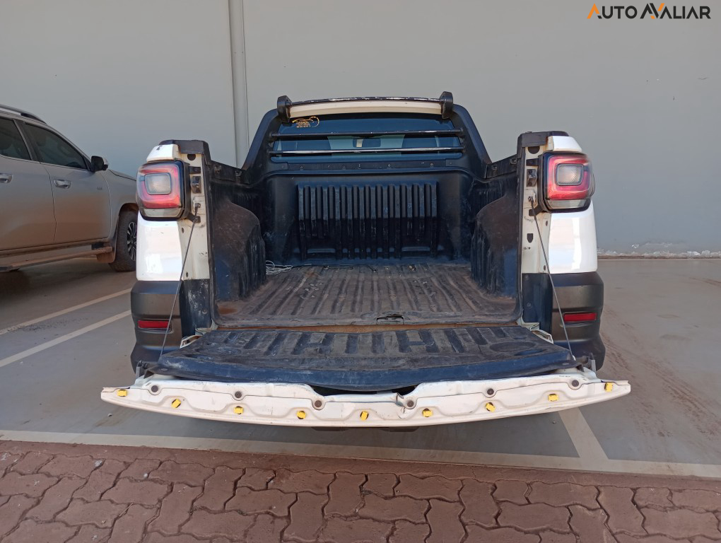 FIAT STRADA 1.4 FIRE FLEX ENDURANCE CS MANUAL