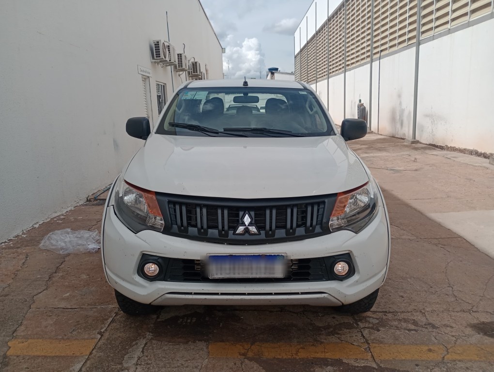 MITSUBISHI L200 TRITON  2.4 16V TURBO DIESEL SPORT GL CD 4P 4X4 MANUAL