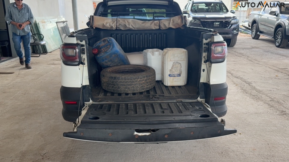 FIAT STRADA 1.4 FIRE FLEX ENDURANCE CS MANUAL