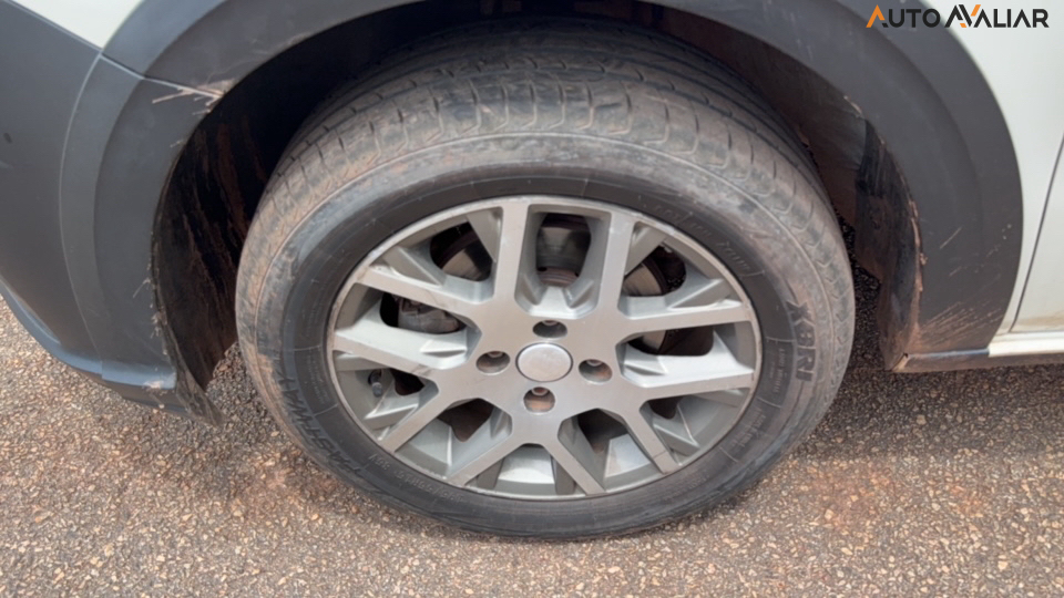 VOLKSWAGEN SAVEIRO 1.6 CROSS CD 16V FLEX 2P MANUAL