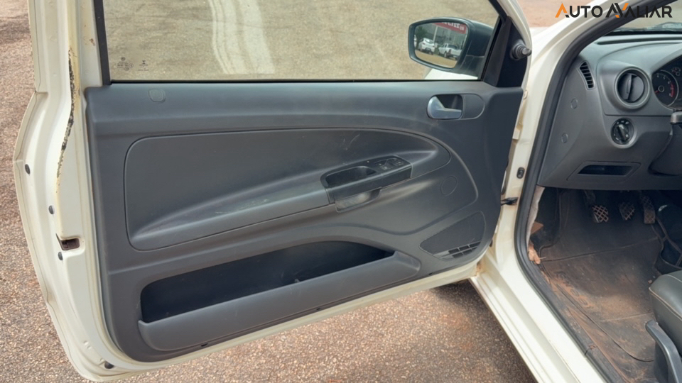 VOLKSWAGEN SAVEIRO 1.6 CROSS CD 16V FLEX 2P MANUAL