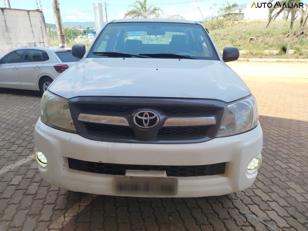 TOYOTA HILUX 2.5 STD 4X4 CD 16V TURBO DIESEL 4P MANUAL
