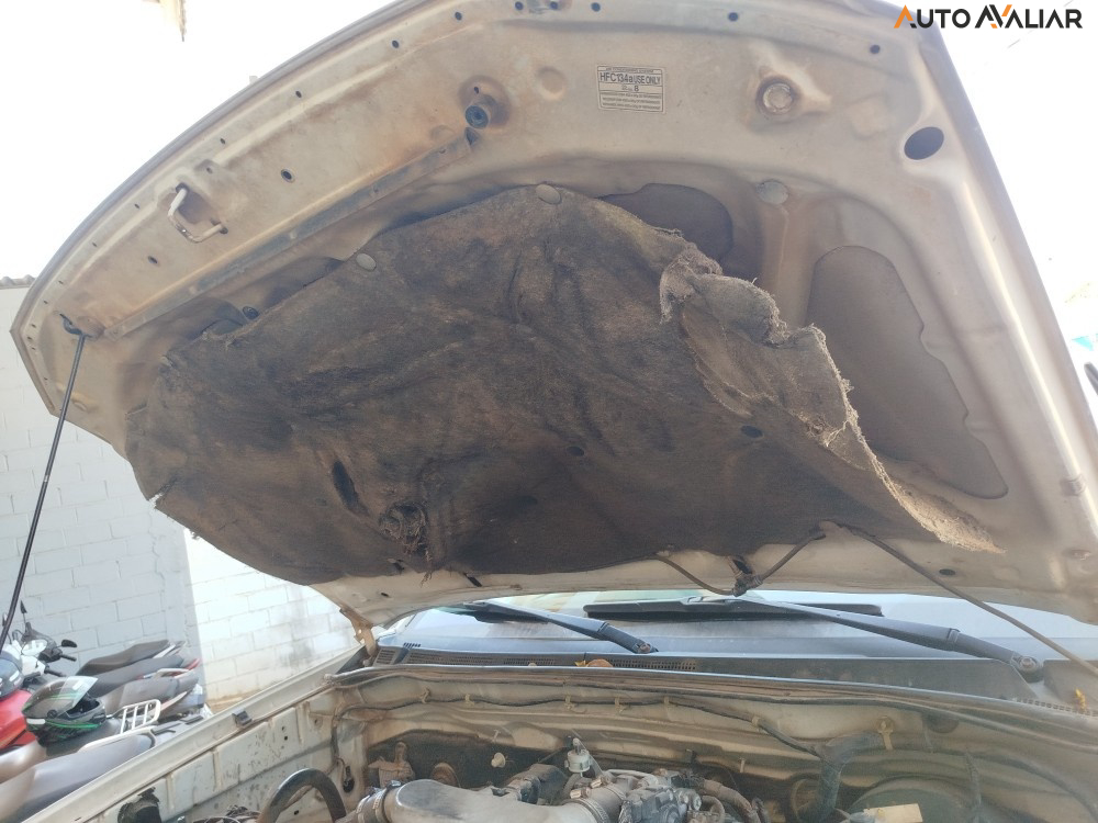 TOYOTA HILUX 2.5 STD 4X4 CD 16V TURBO DIESEL 4P MANUAL