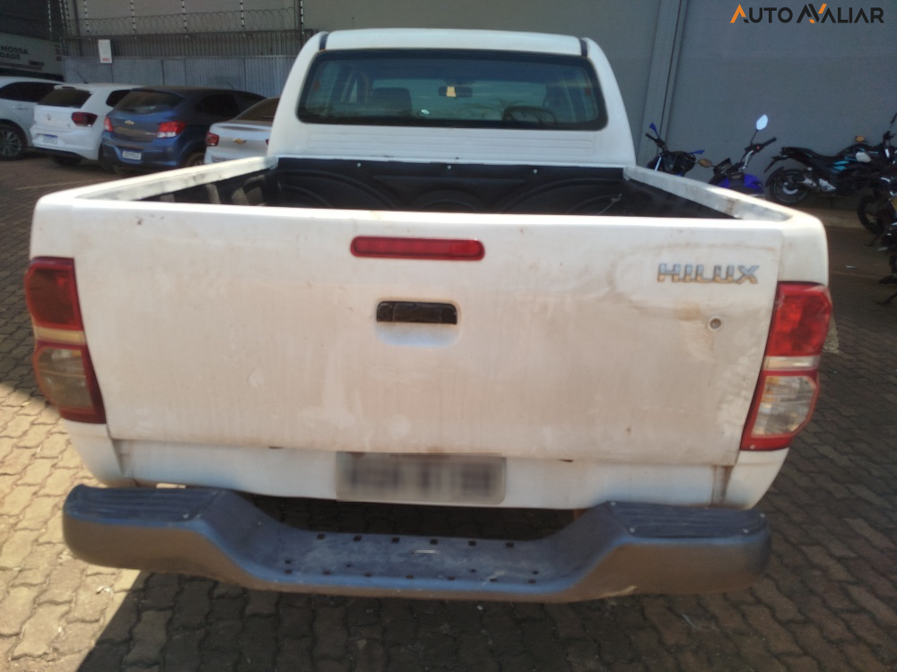 TOYOTA HILUX 2.5 STD 4X4 CD 16V TURBO DIESEL 4P MANUAL