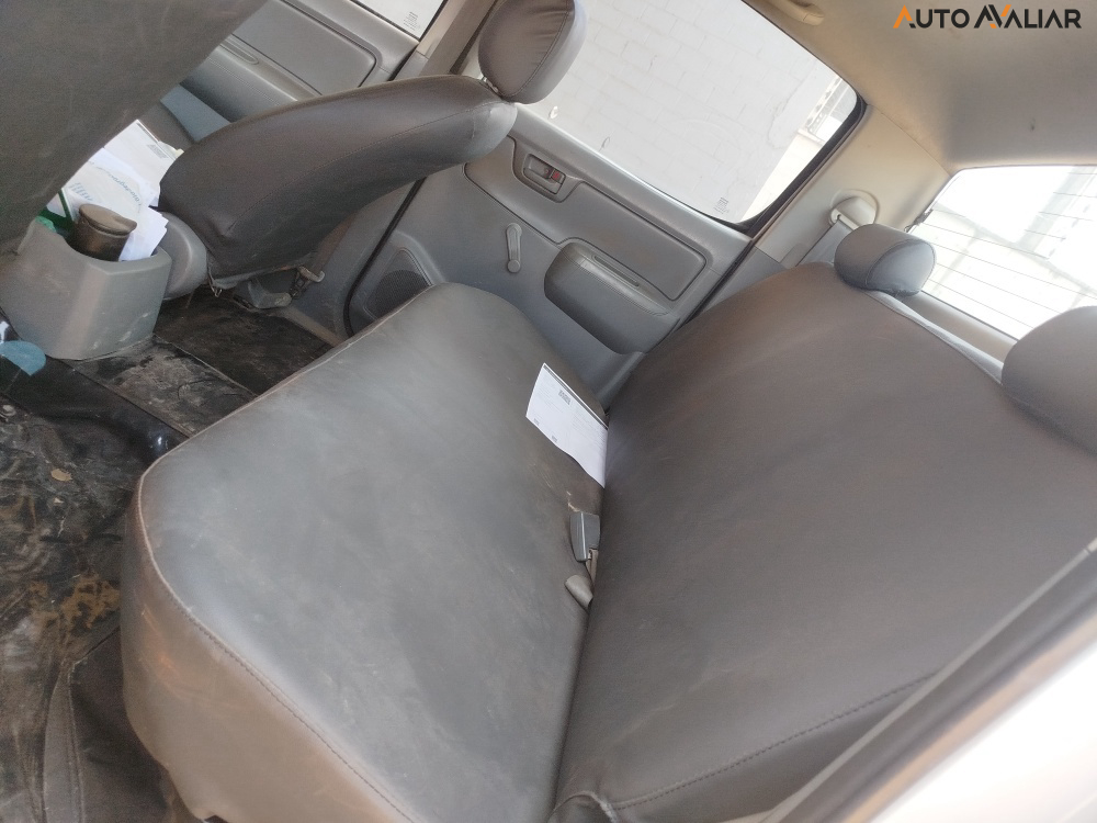 TOYOTA HILUX 2.5 STD 4X4 CD 16V TURBO DIESEL 4P MANUAL