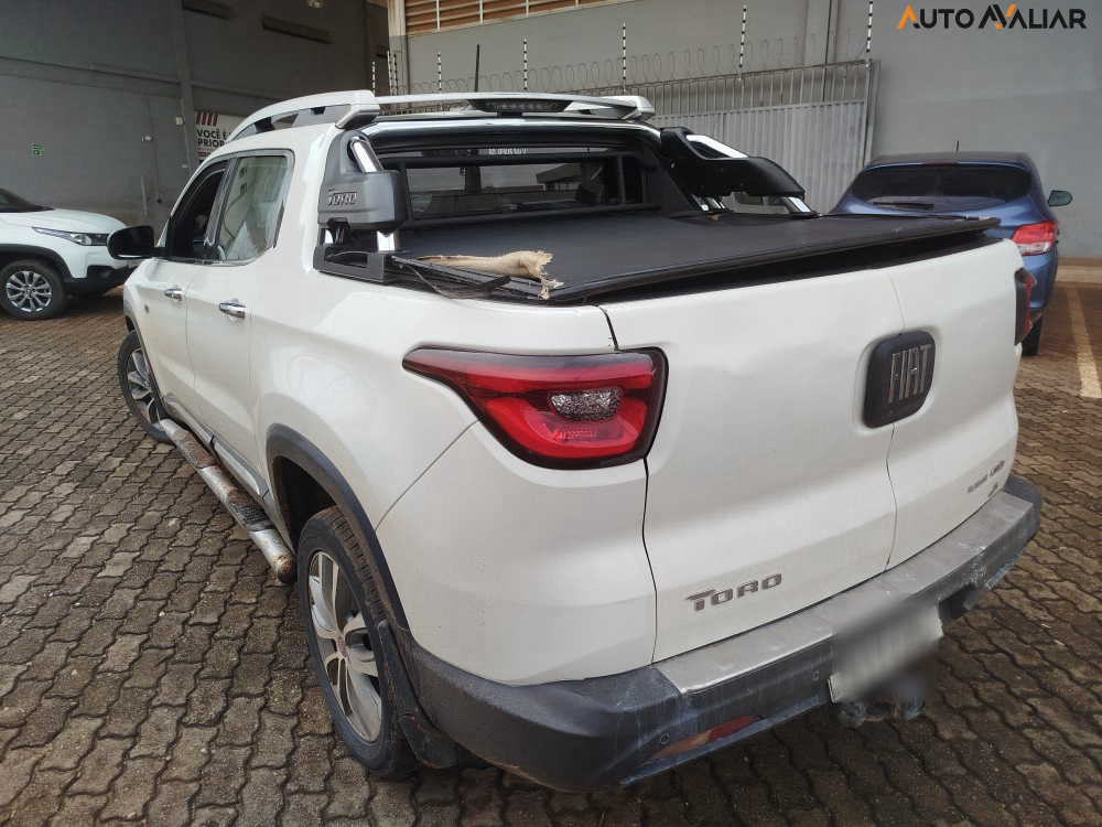 FIAT TORO 2.0 16V TURBO DIESEL RANCH 4WD AT9