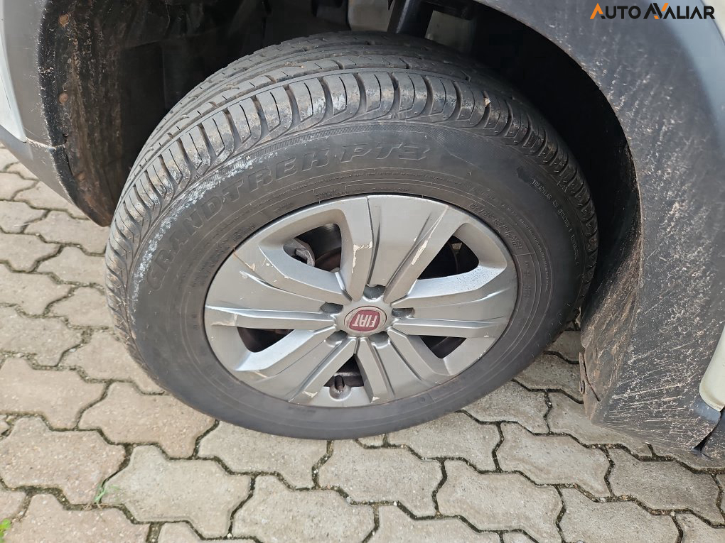 FIAT TORO 1.8 16V EVO FLEX FREEDOM AT6