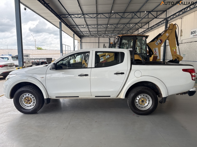 MITSUBISHI L200 TRITON  2.4 16V TURBO DIESEL SPORT GL CD 4P 4X4 MANUAL