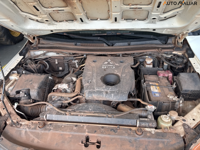 MITSUBISHI L200 TRITON  2.4 16V TURBO DIESEL SPORT GL CD 4P 4X4 MANUAL