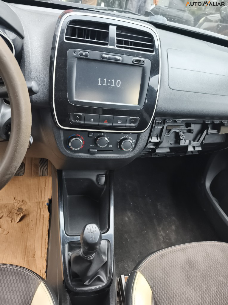 RENAULT KWID 1.0 12V SCE FLEX INTENSE MANUAL