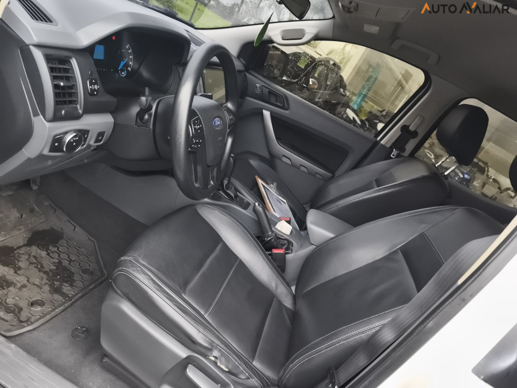 FORD RANGER 2.2 XLS 4X4 CD 16V DIESEL 4P AUTOMATICO