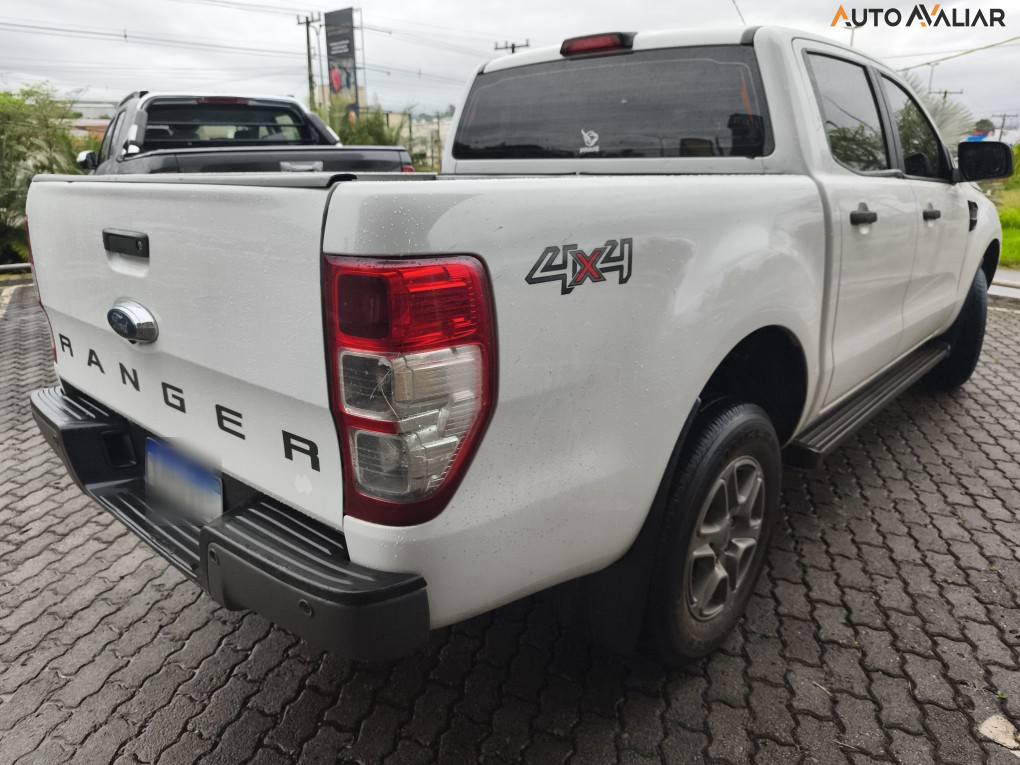 FORD RANGER 2.2 XLS 4X4 CD 16V DIESEL 4P AUTOMATICO