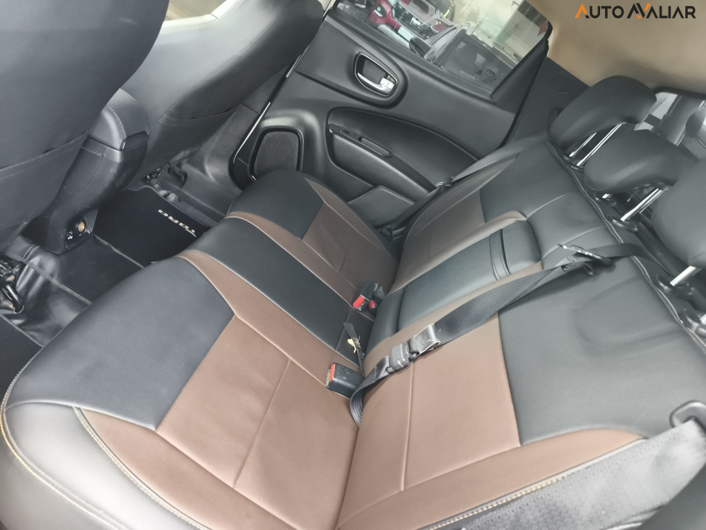 FIAT TORO 2.0 16V TURBO DIESEL FREEDOM 4WD MANUAL