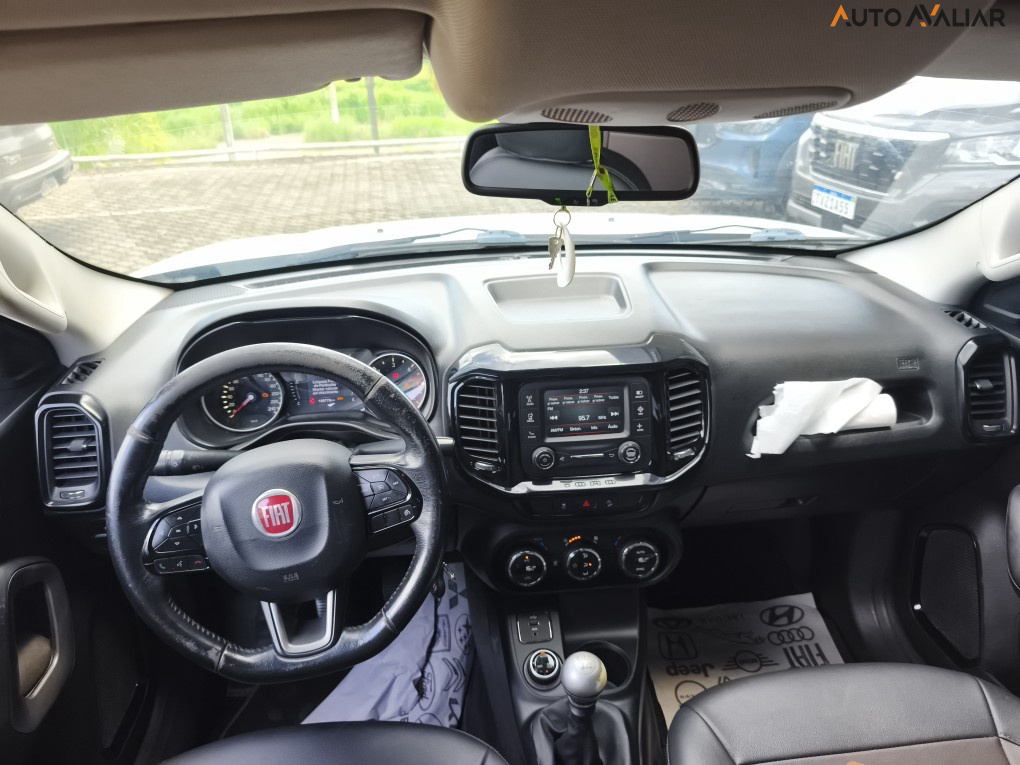 FIAT TORO 2.0 16V TURBO DIESEL FREEDOM 4WD MANUAL