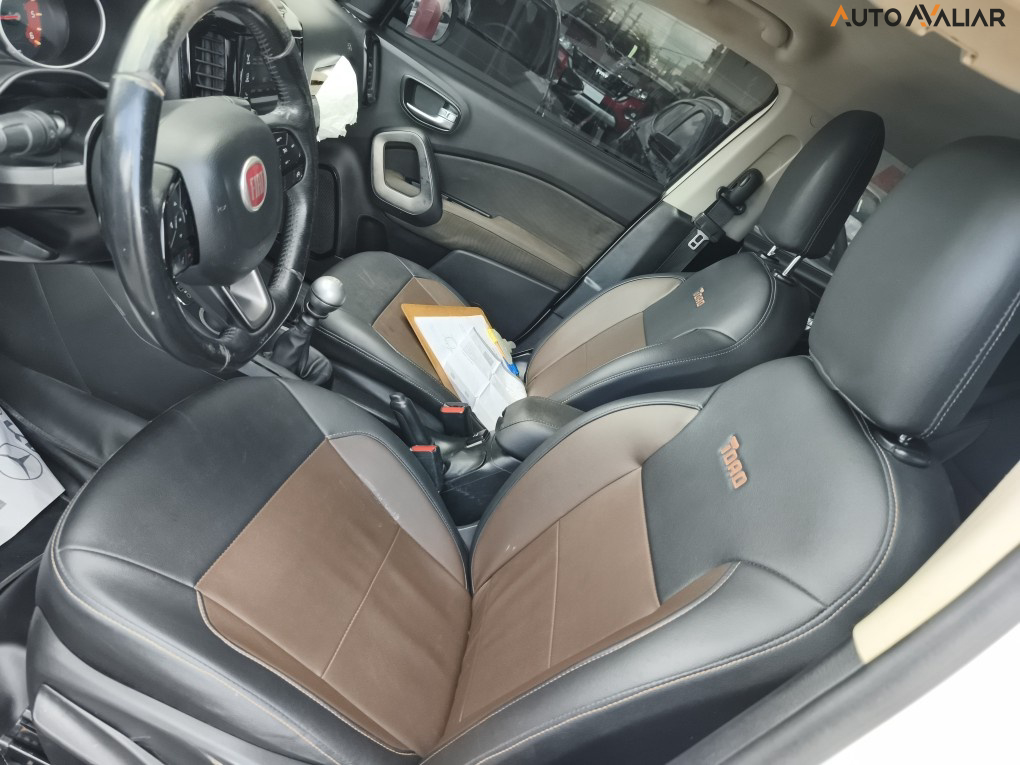 FIAT TORO 2.0 16V TURBO DIESEL FREEDOM 4WD MANUAL