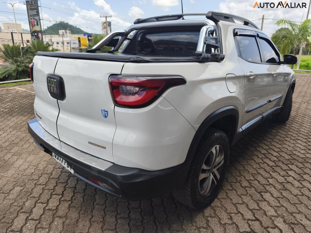 FIAT TORO 2.0 16V TURBO DIESEL FREEDOM 4WD MANUAL