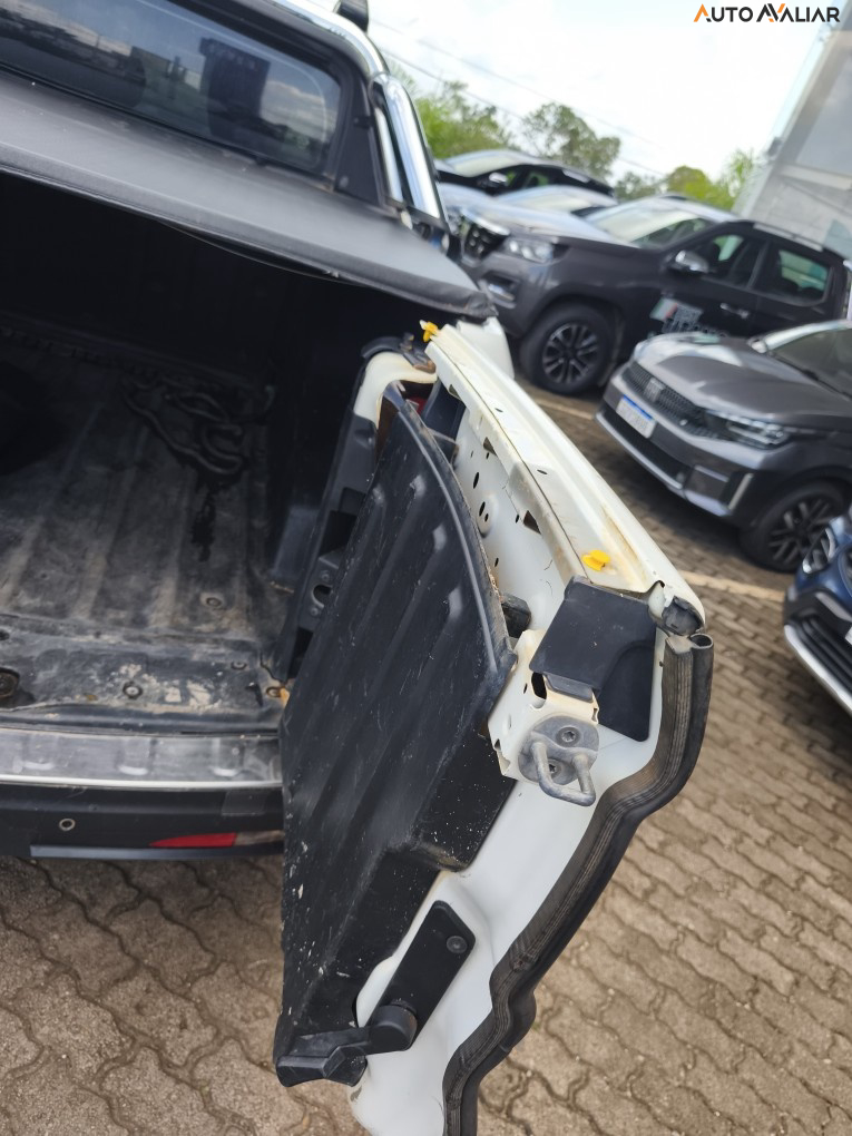 FIAT TORO 2.0 16V TURBO DIESEL FREEDOM 4WD MANUAL