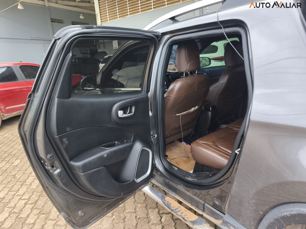 FIAT TORO 2.0 16V TURBO DIESEL RANCH 4WD AT9