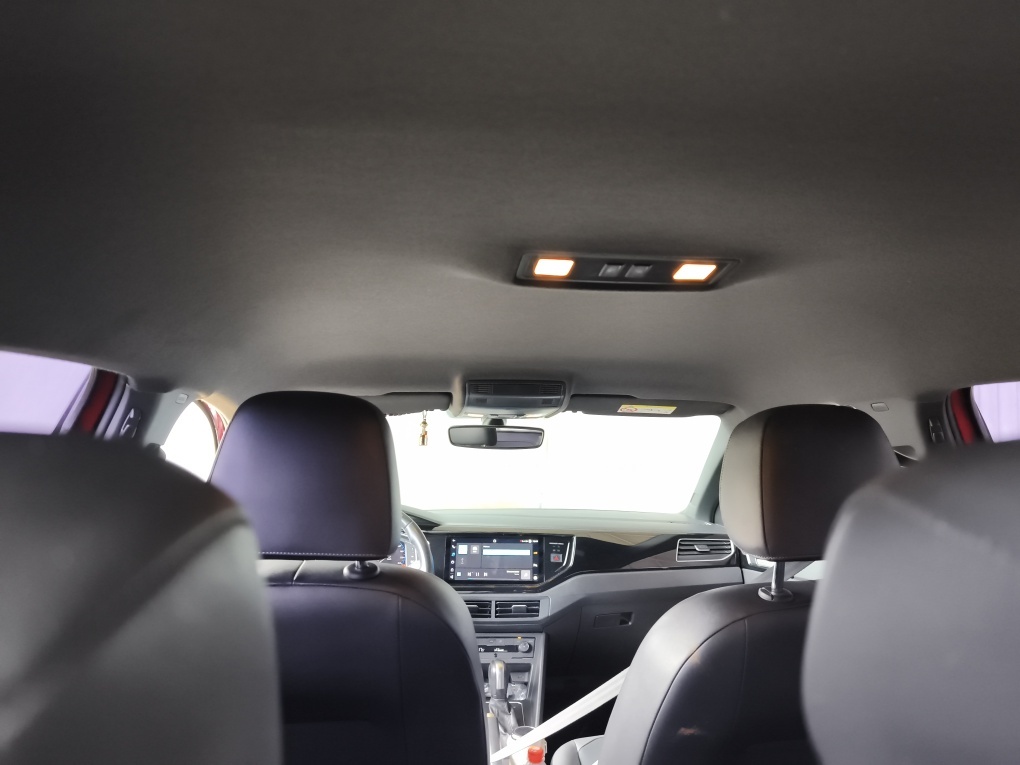 VOLKSWAGEN NIVUS 1.0 200 TSI TOTAL FLEX HIGHLINE AUTOM&Aacute;TICO