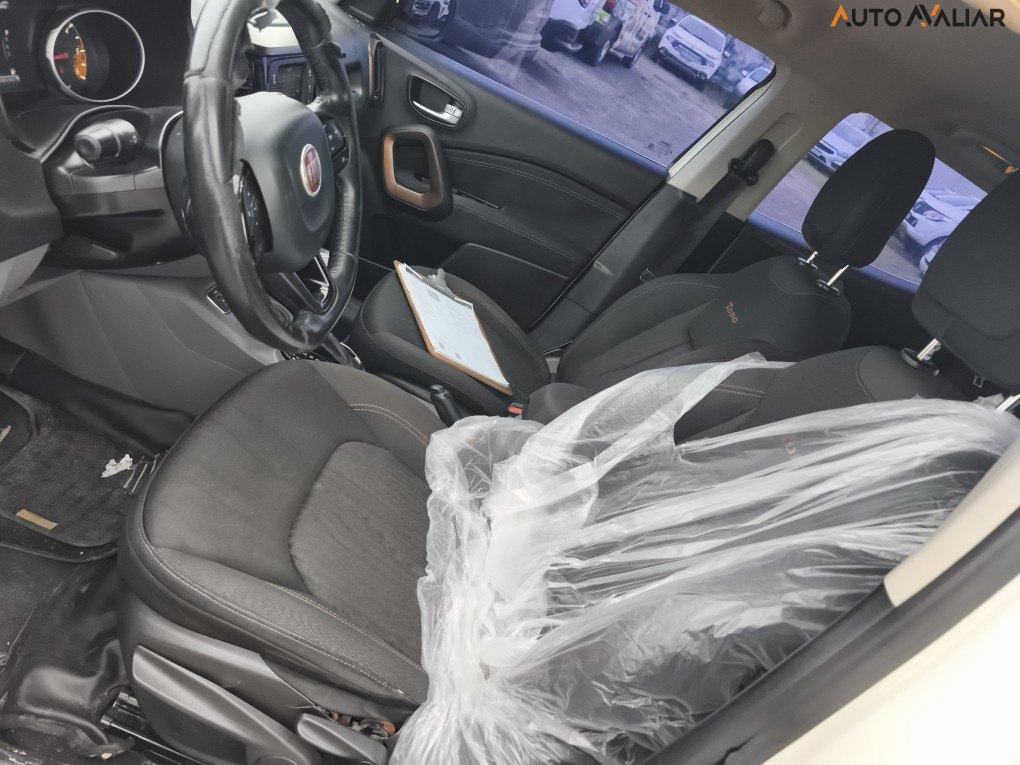 FIAT TORO 2.0 16V TURBO DIESEL VOLCANO 4WD AT9