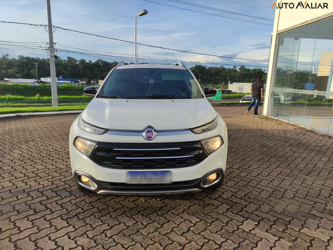 FIAT TORO 2.0 16V TURBO DIESEL VOLCANO 4WD AT9