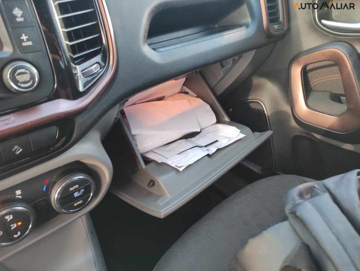 FIAT TORO 2.0 16V TURBO DIESEL VOLCANO 4WD AT9