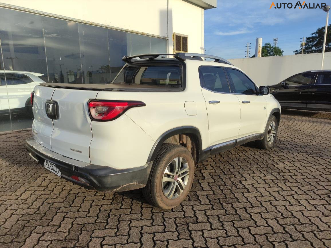 FIAT TORO 2.0 16V TURBO DIESEL VOLCANO 4WD AT9