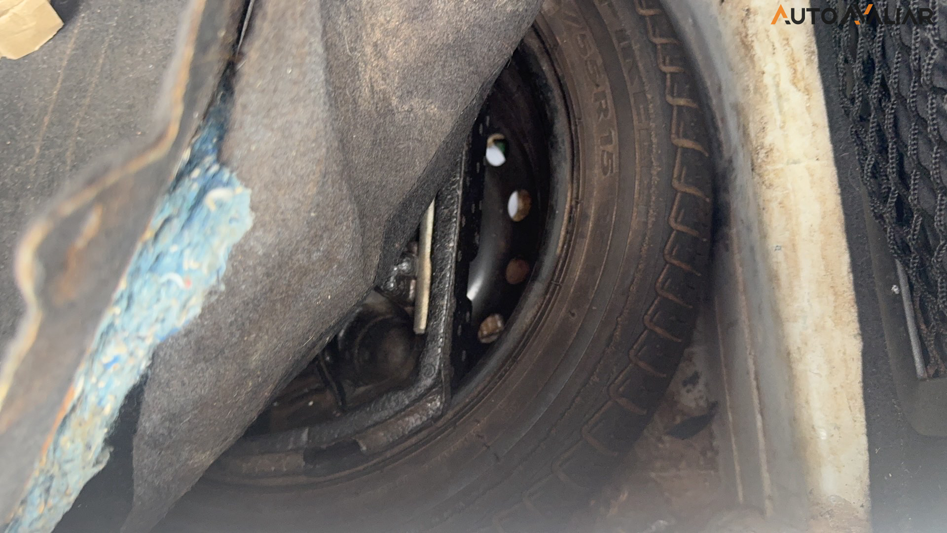 VOLKSWAGEN FOX 1.0 MI 8V FLEX 4P MANUAL