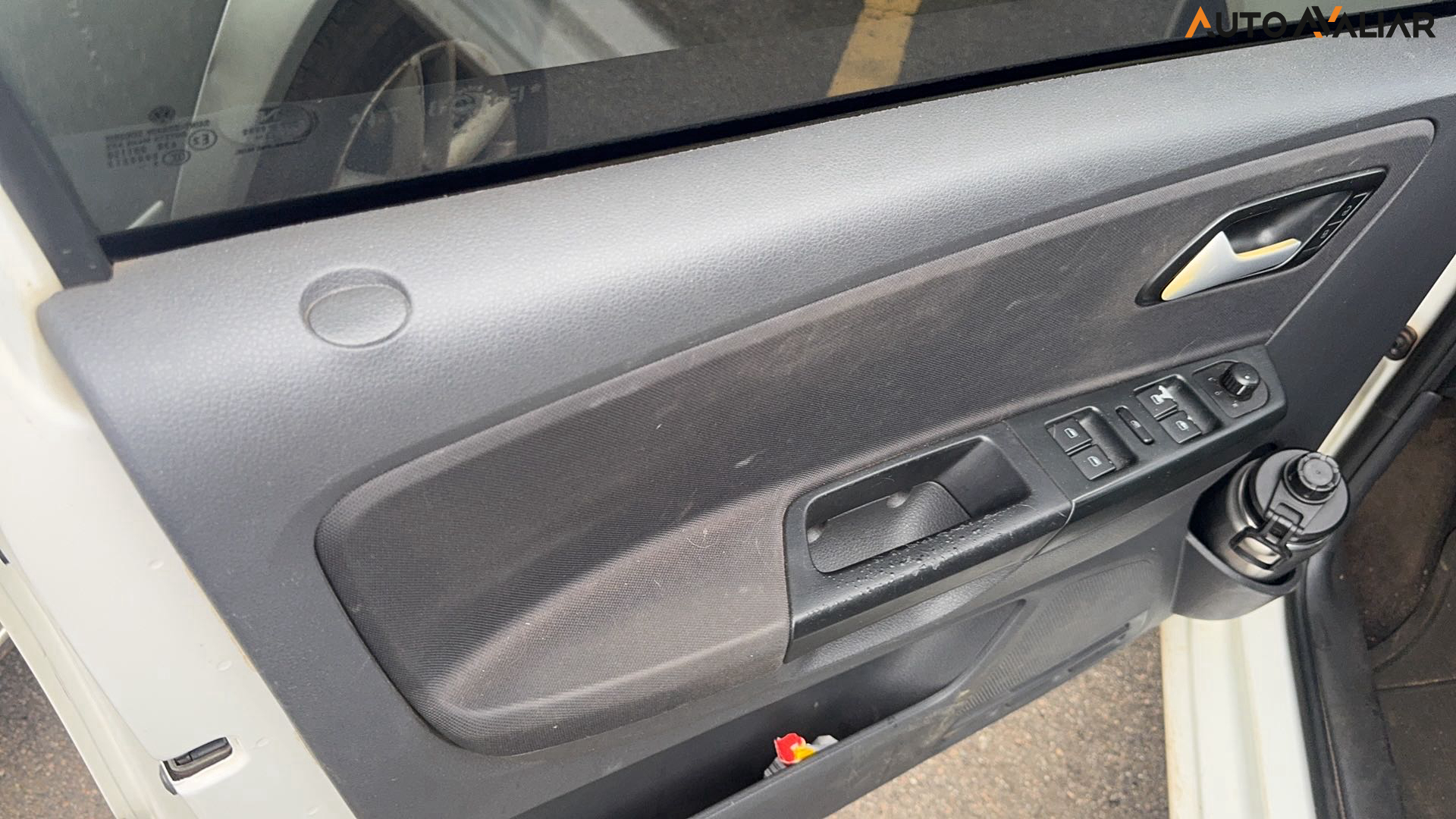 VOLKSWAGEN FOX 1.0 MI 8V FLEX 4P MANUAL