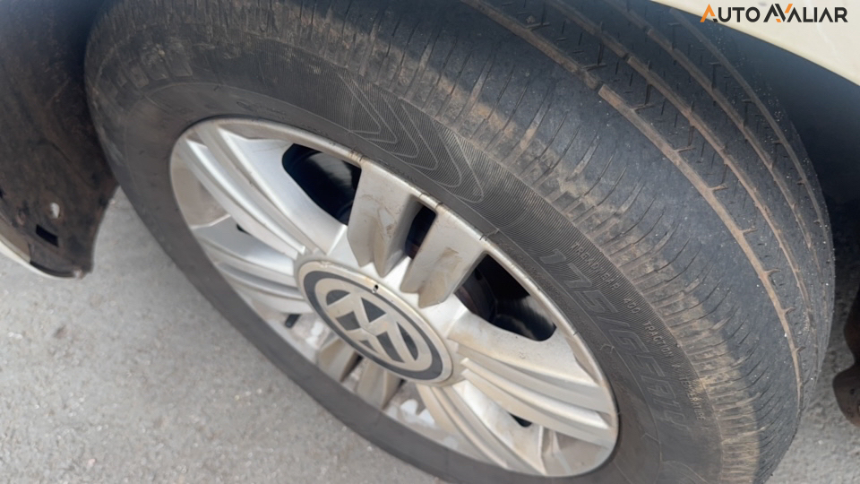 VOLKSWAGEN UP 1.0 TSI MOVE UP 12V FLEX 4P MANUAL