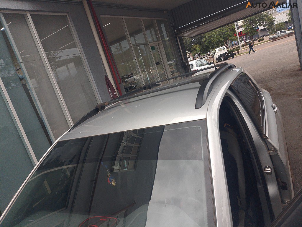 VOLKSWAGEN T-CROSS 1.0 200 TSI TOTAL FLEX SENSE AUTOM&Aacute;TICO