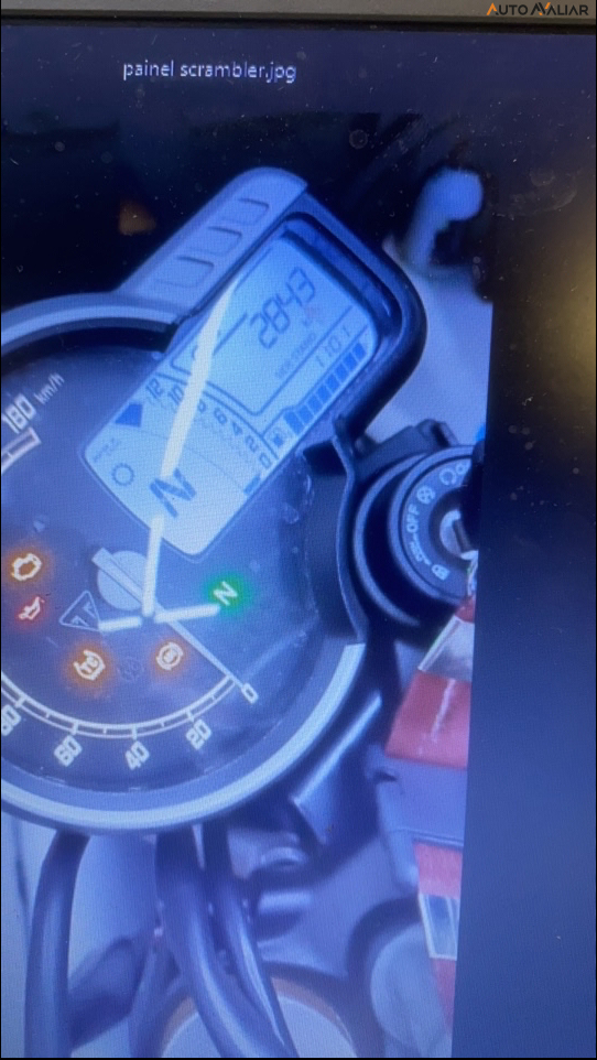 TRIUMPH SCRAMBLER 400 X SCRAMBLER 400 X