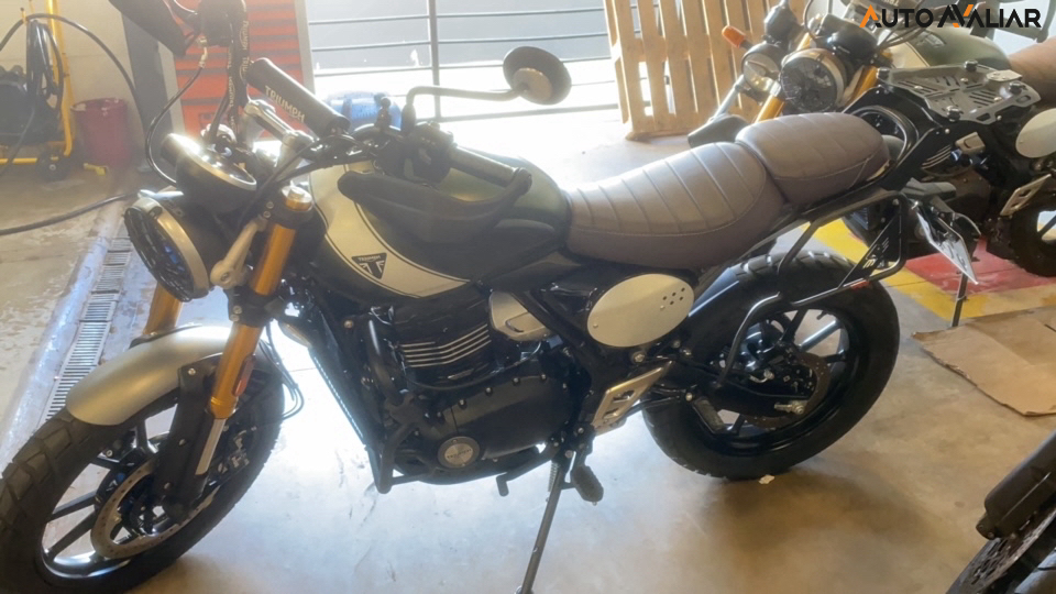TRIUMPH SCRAMBLER 400 X SCRAMBLER 400 X