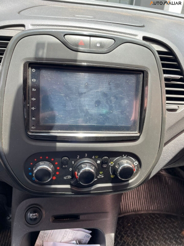 RENAULT CAPTUR 1.6 16V SCE FLEX LIFE X-TRONIC