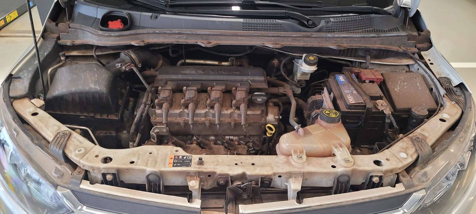 CHEVROLET ONIX 1.4 MPFI ACTIV 8V FLEX 4P AUTOMATICO