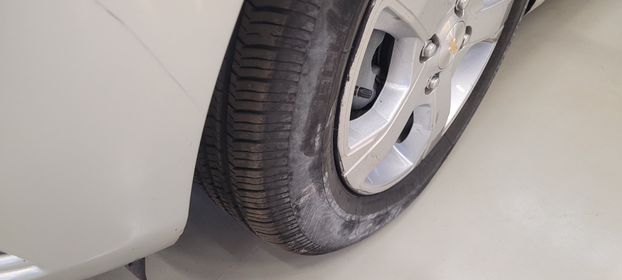 CHEVROLET ONIX 1.4 MPFI ACTIV 8V FLEX 4P AUTOMATICO