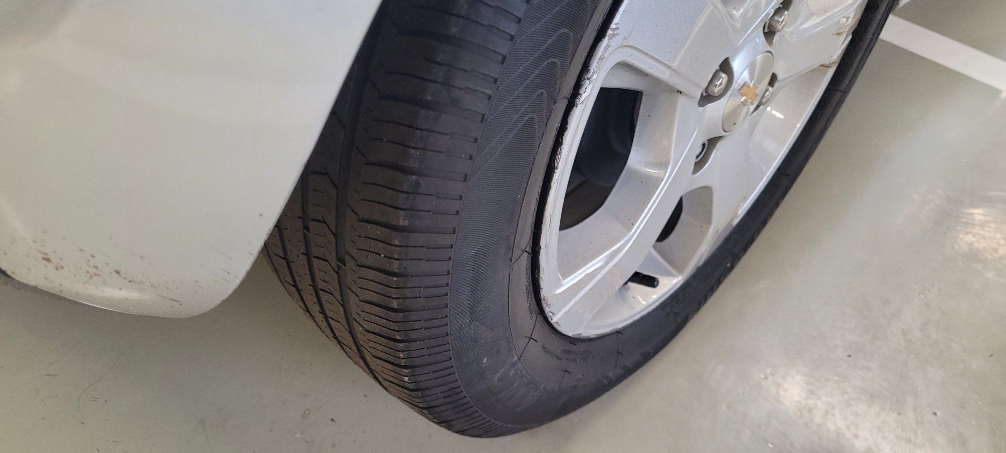 CHEVROLET ONIX 1.4 MPFI ACTIV 8V FLEX 4P AUTOMATICO