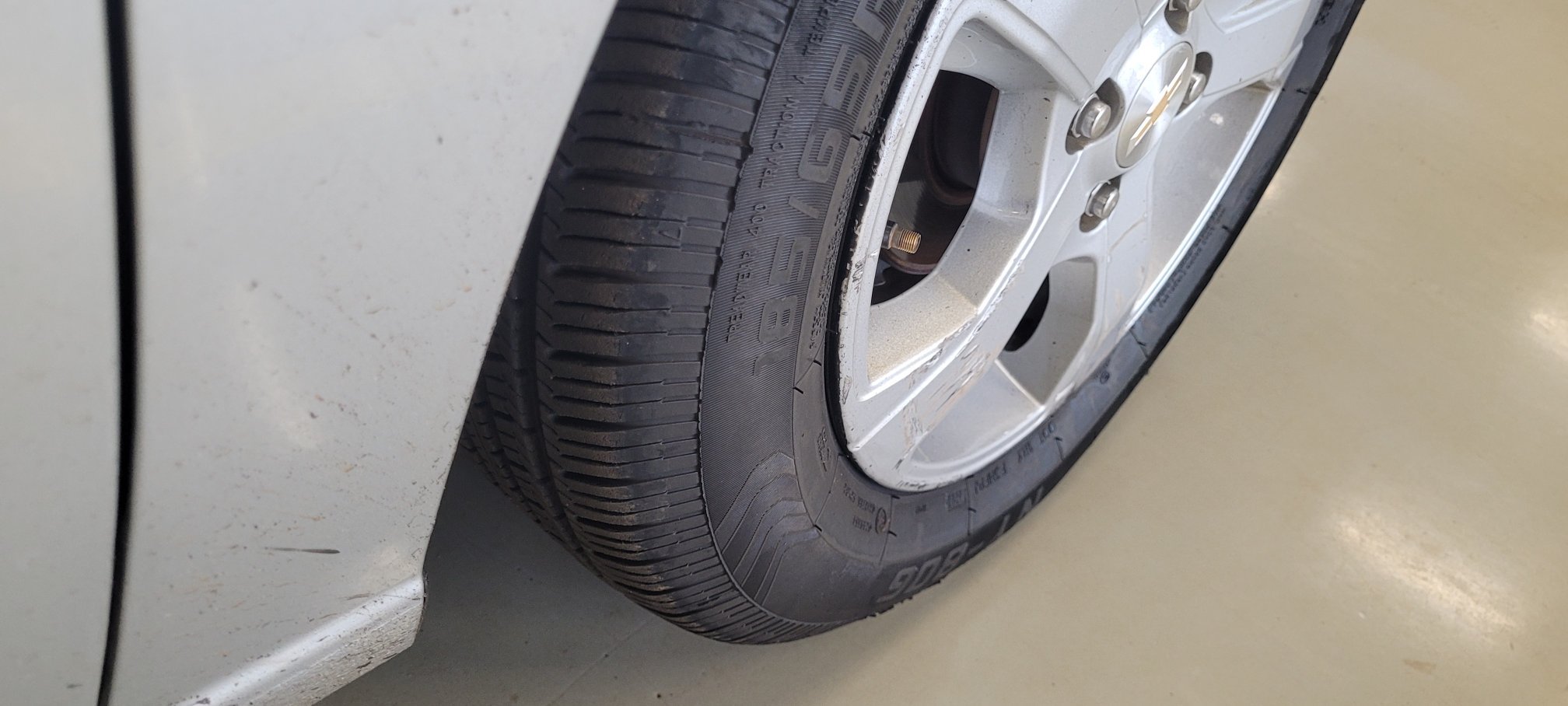 CHEVROLET ONIX 1.4 MPFI ACTIV 8V FLEX 4P AUTOMATICO