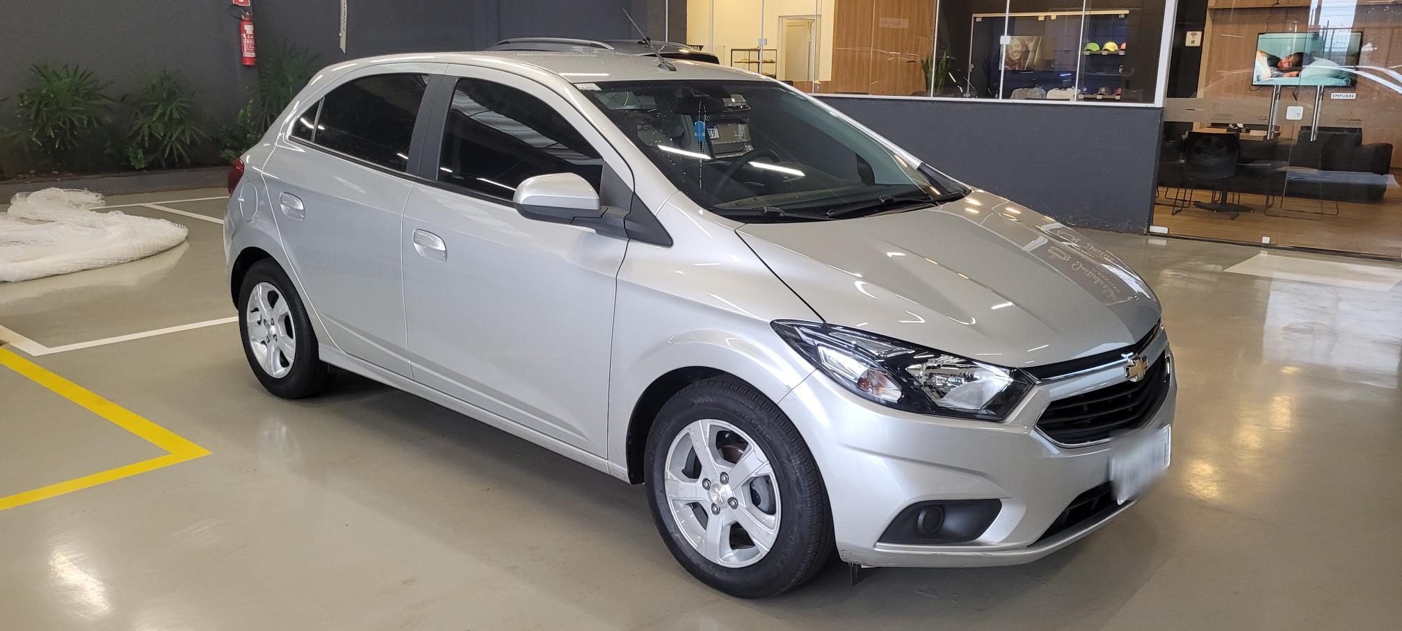 CHEVROLET ONIX 1.4 MPFI ACTIV 8V FLEX 4P AUTOMATICO