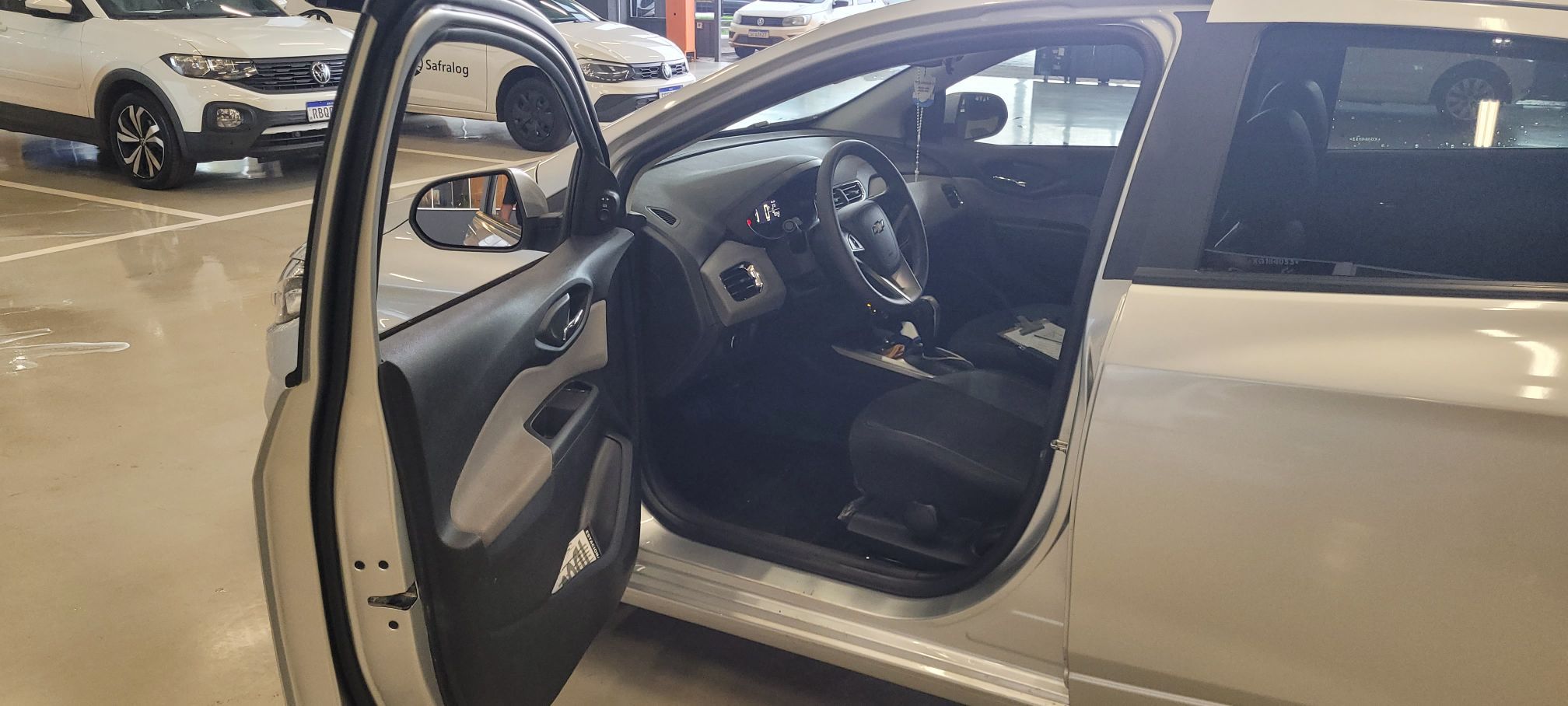 CHEVROLET ONIX 1.4 MPFI ACTIV 8V FLEX 4P AUTOMATICO