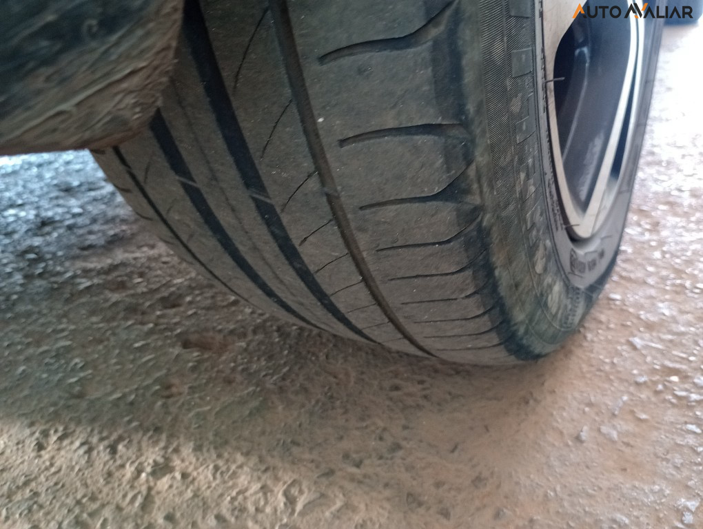 CITROEN C4 CACTUS 1.6 THP FLEX SHINE PACK EAT6